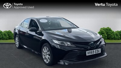 2019 TOYOTA CAMRY 2.5 VVT I HYBRID DESIGN 4DR CVT HYBRID SALOON 18,326 MI 2019... photo